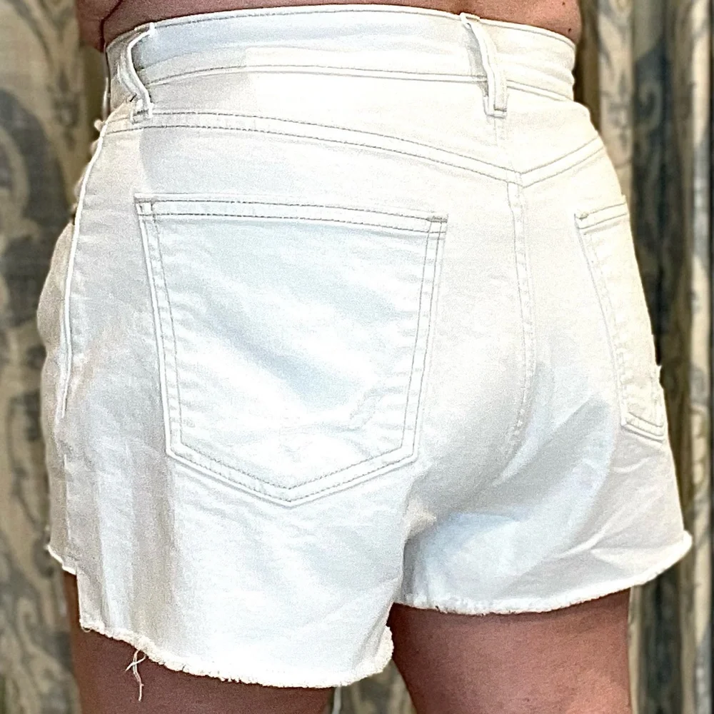 Arizona Jean Co Button Fly Hi-Rise White Cut Off Jean Shorts Distressed Rear Poc